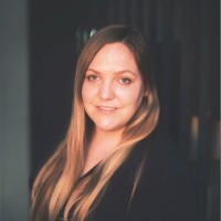 Nina Lindner Email & Phone Number