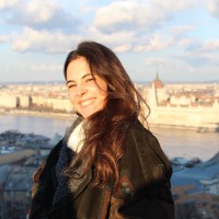 Nuria Grau Email