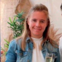 Wendy Wolf-Bruins Email
