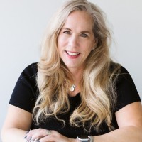 Ginna Ryan Email & Phone Number