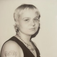 WORTHLESSSTUDIOS Employee Elise Geschardt's profile photo