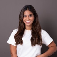 Create future Employee Maya I.'s profile photo