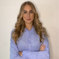 Anna Nießen Email