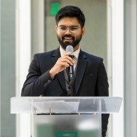 Relay Human Cloud Employee Viraj Shah's profile photo