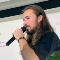 Nicolas Chatelain Email