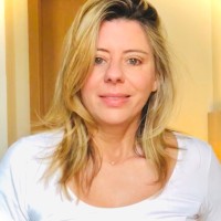 Raquel Lobosco Email
