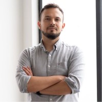 Gabriel Rodríguez Email