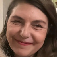 Simona Tradati Email