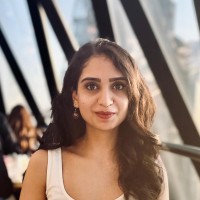 Amnah Khan Email