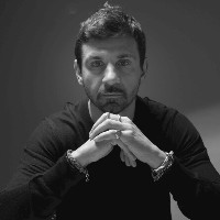 Grateful Sphere™ Employee Oscar di Montigny's profile photo