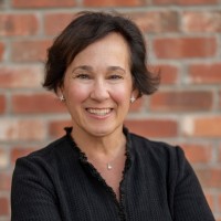 Hedge Connection Employee Lisa Vioni's profile photo