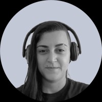 Thamirys Gonçalves Email