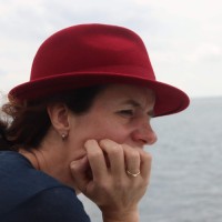 Dorothea Touwen Email