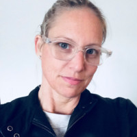 West Marine Employee Lisa Arnold's profile photo