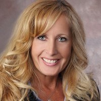 Lora Evans Email & Phone Number