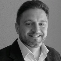 Manuel Mota Email