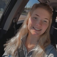 Summer Snyder Email & Phone Number
