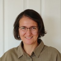 Wanda Muriy Email