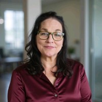 Kelly O'Brien Email & Phone Number