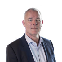 E-mail e número de telefone de Neal Barclay