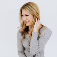 Lexi Schladenhauffen Email & Phone Number