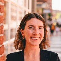 Lilly Reynolds Email & Phone Number