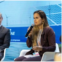 Roberta Cox Email & Phone Number