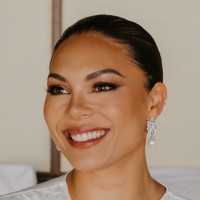 Stephanie Barrows Email & Phone Number