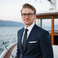 Montgomery Capital Advisers, LLC Employee Daniel Lunsford's profile photo