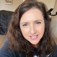 goGLOW Employee Karen Edwards's profile photo