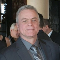 Bob's Discount Furniture Employee Andrew Smith's profile photo