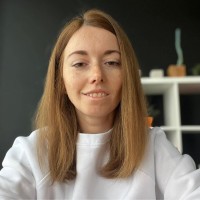 Anna Denysenko Email