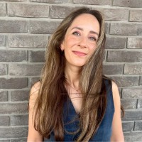 Lesley McIlroy Email & Phone Number