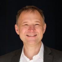 Ralf Neuner Email