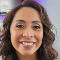 Landtrust Title Services Employee Veronica Nunez's profile photo