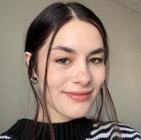 Julia Neff Email & Phone Number