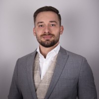 Lukas Hummer Email
