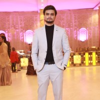 Areeb Farhan Email
