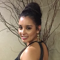 Laura Burns Email & Phone Number