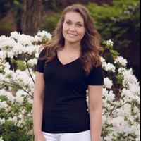 Davis & Green Employee Bianca Aronson's profile photo