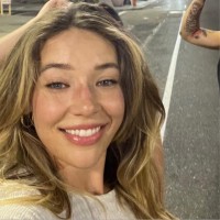 Amanda Sands Email & Phone Number