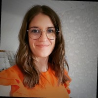 Emma Holmström Email