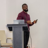 Royal College of General Practitioners Employee Tobi Adewuni's profile photo