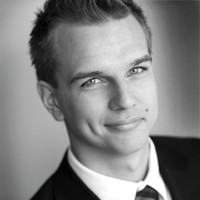 Casper König Email