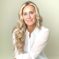 Deborah Newton