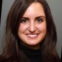 Bloomingdale's Employee Emily Travers's profile photo