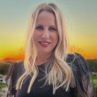 Marilyn Simes Email & Phone Number