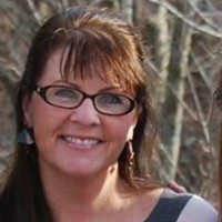 Robin Lyles Email & Phone Number