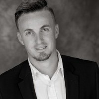 Joee Lyons Email & Phone Number