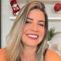 Academia da Face Brasil Employee Iris Campos's profile photo